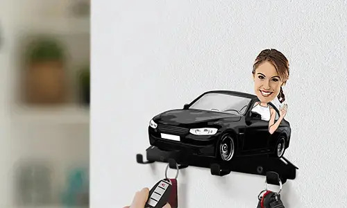 gallery-personalised-keyboard-comic-car-woman -1