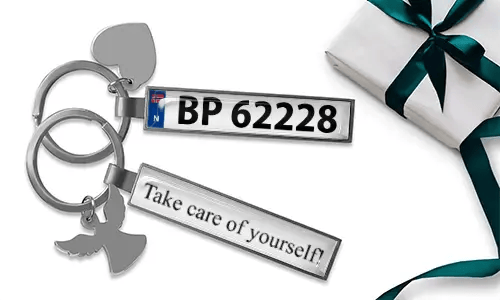 License plate keychain gift for husband with engraved message