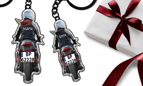 Personalised motorcycle keychain with name and license plate - wonderful gift for yourself