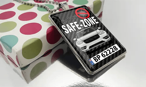 Auto-Safezone-Anhänger mit Carbon Hintergrund Safezone-Anhänge