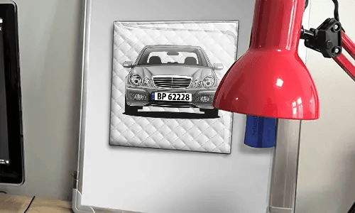 foto magnet mit Familienfoto auf dem Tisch magnete personalisieren